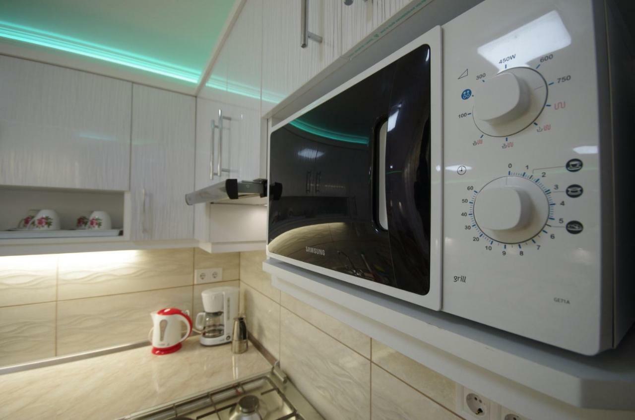 Amalia Apartman Gyula Buitenkant foto